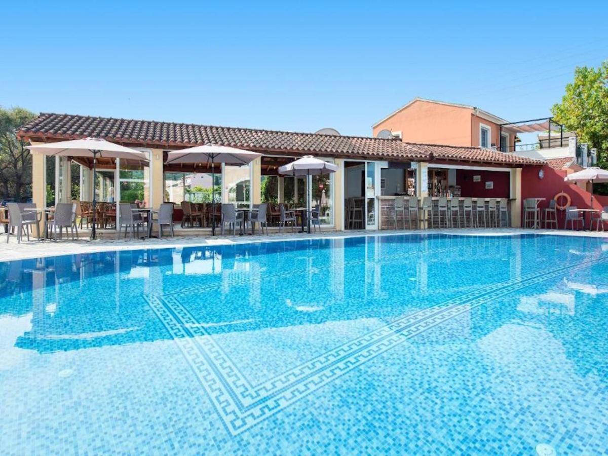 Asteraki Poolside Apartment By Dadovillas Acharavi  Zewnętrze zdjęcie